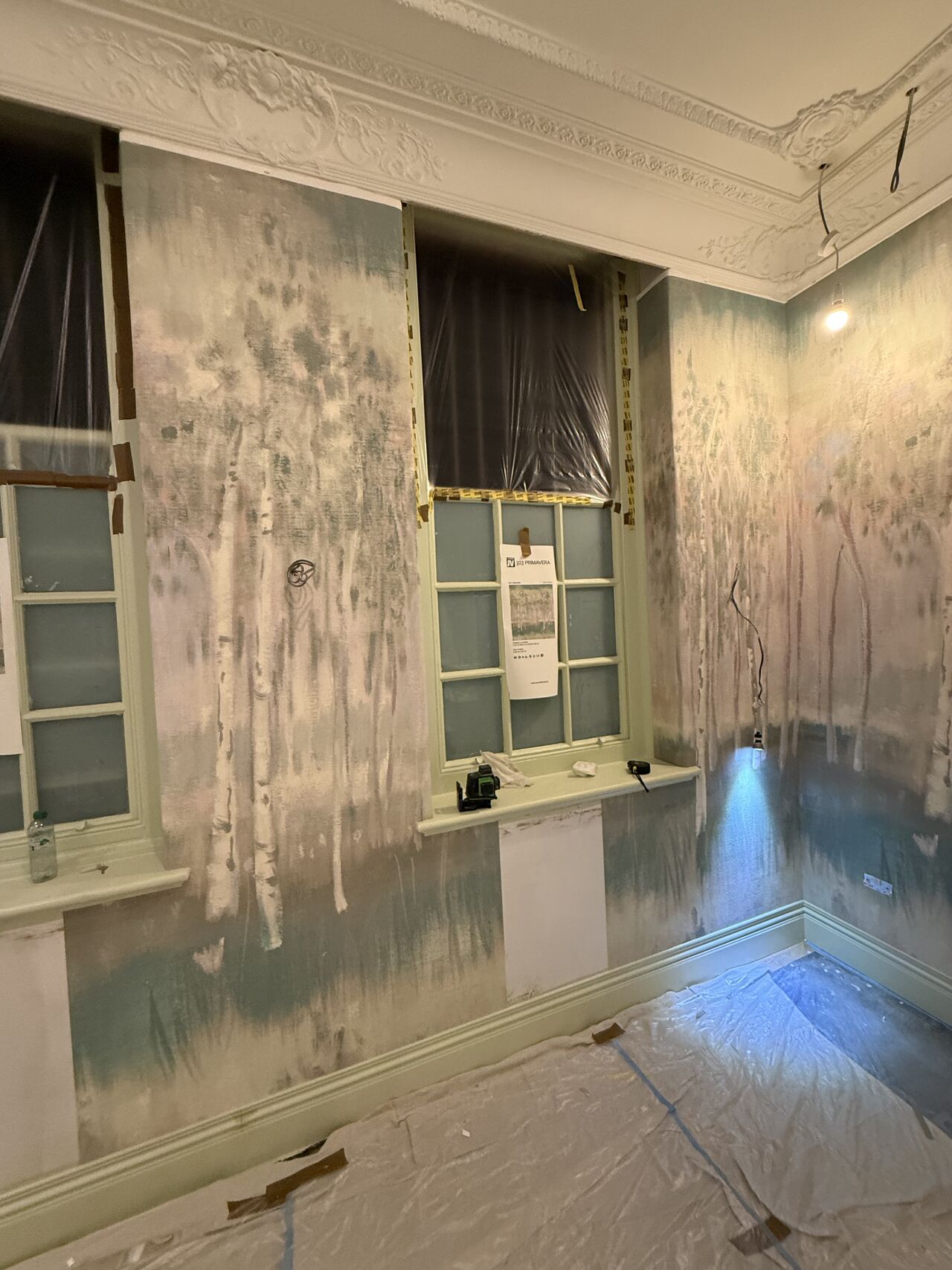 Sloane Square - installing a Jannelli&Volpi mural