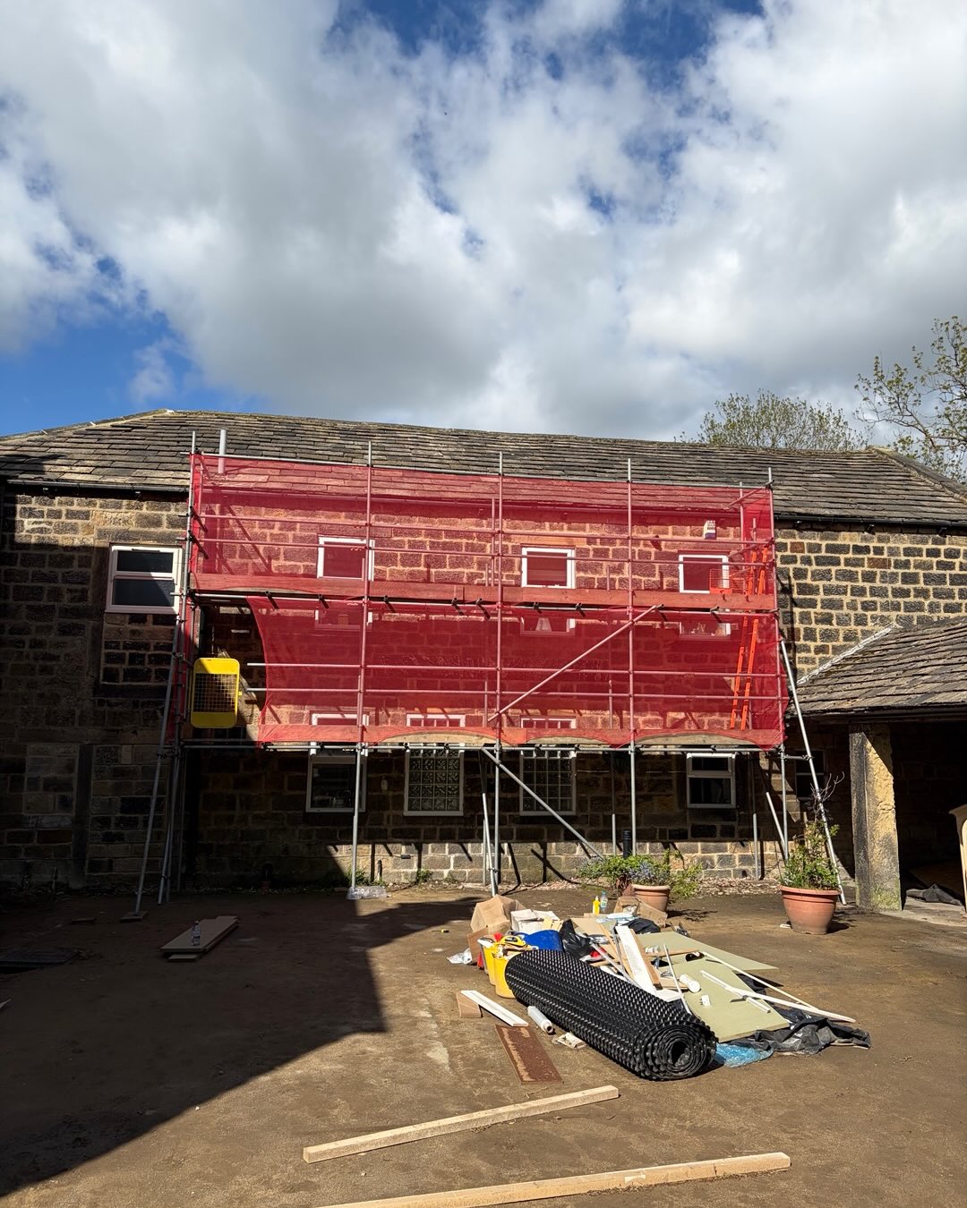 New-build & extension by Highline Scaffolding