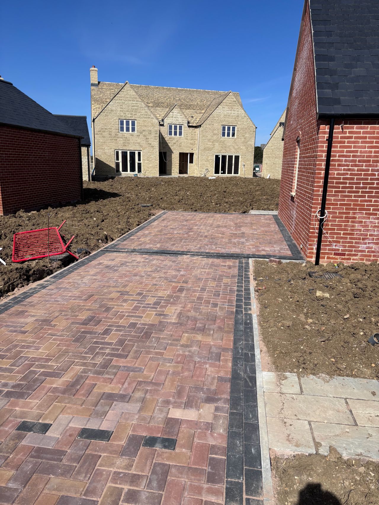 90° shared driveway — photo 1