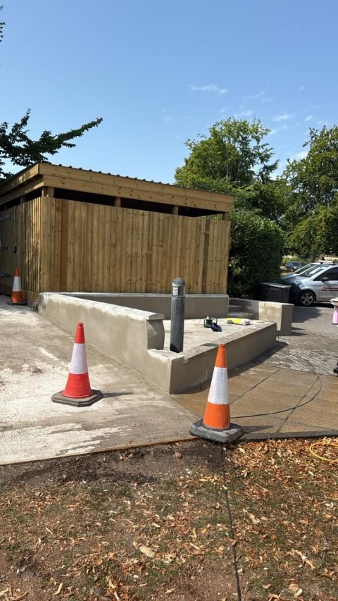 Finished roof edge and parapet detail