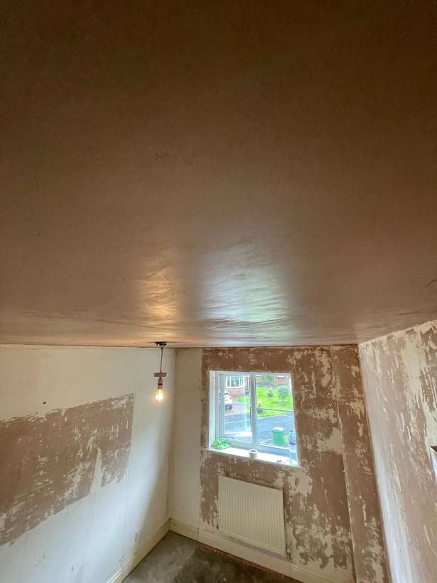 After: Artex ceiling skimmed to a smooth finish