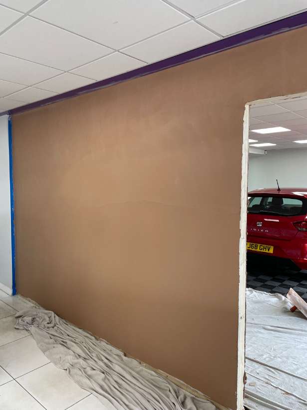 Smooth wall skim finish